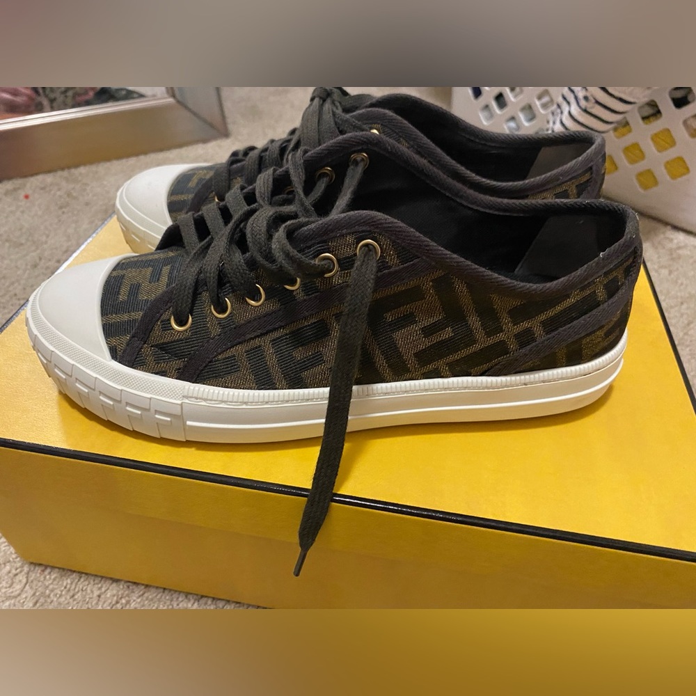 The cutest Fendi Sneaker!